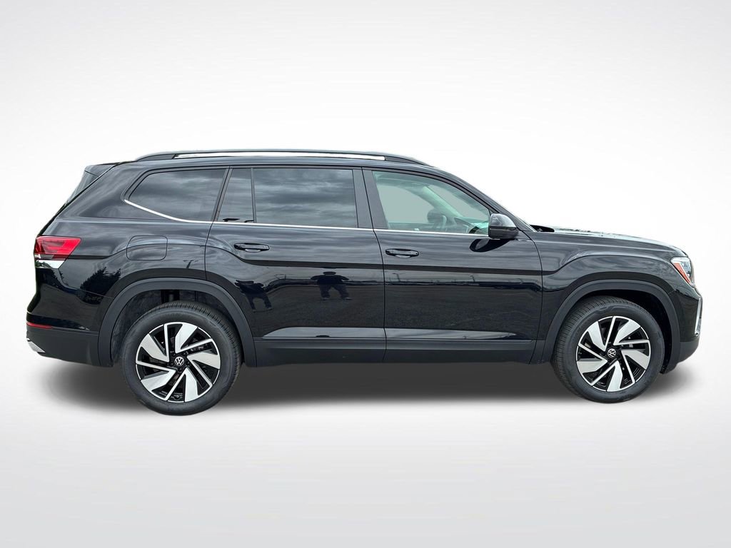New 2026 Volkswagen Atlas SE AWD/4WD image 2