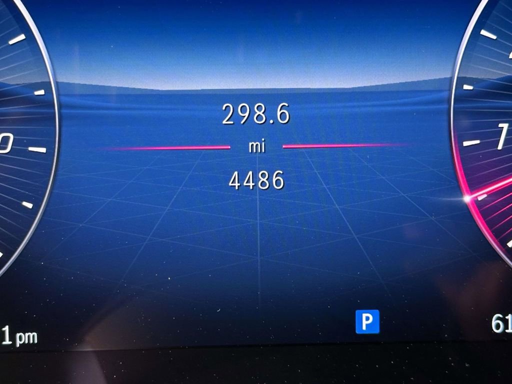 Used 2024 Mercedes-Benz CLE 450 4MATIC Coupe image 27