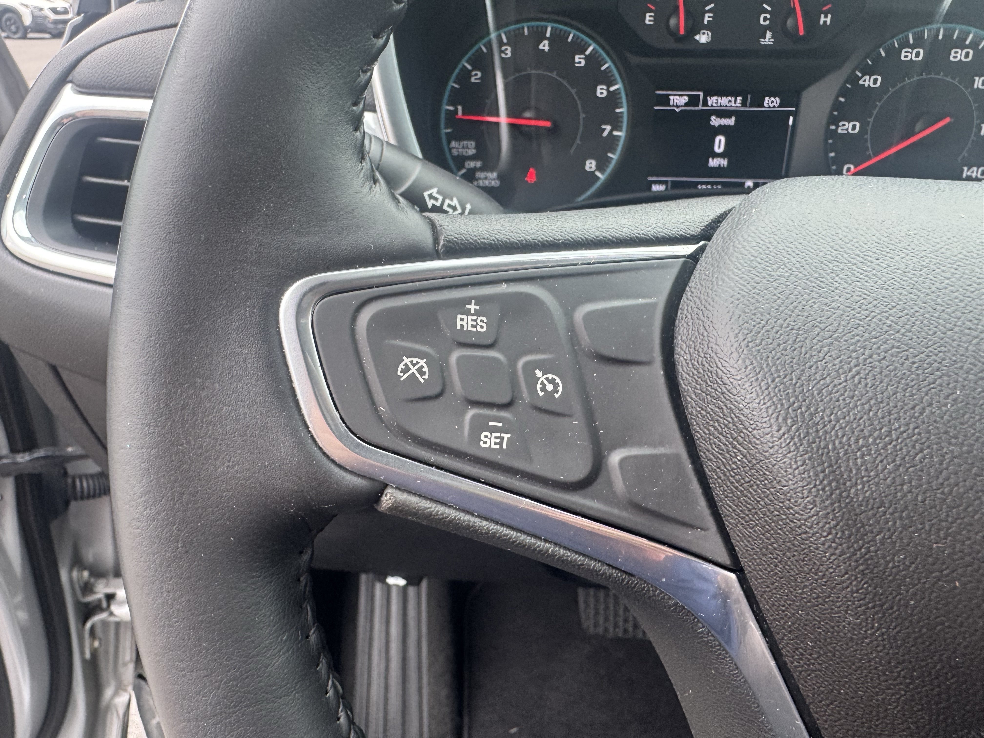 Used 2018 Chevrolet Equinox LT AWD/4WD image 18