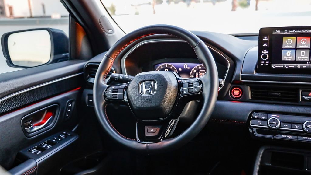 Used 2025 Honda Pilot Black Edition image 18