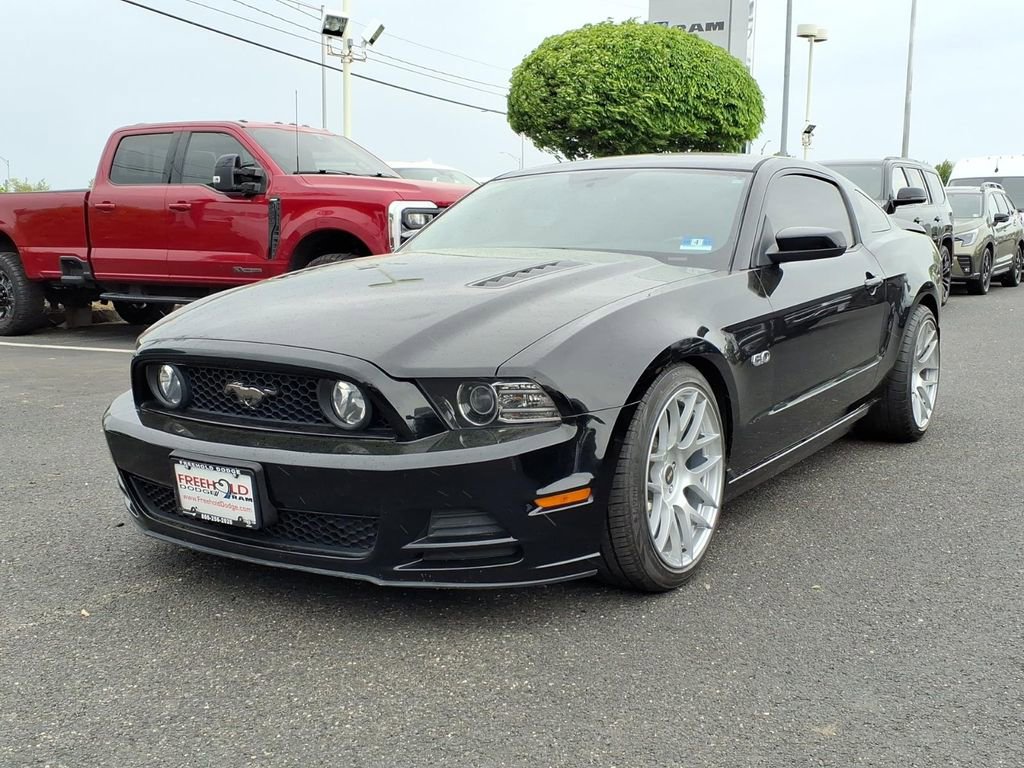 Used 2014 Ford Mustang GT Premium w/ Electronics Package RWD image 3