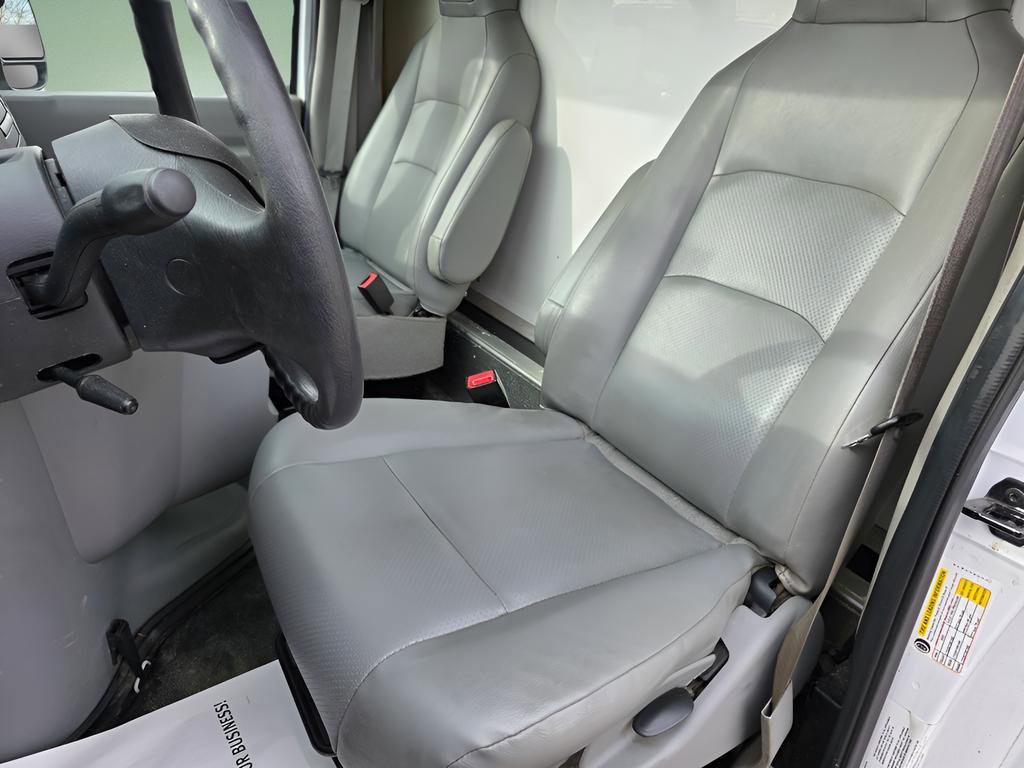 Used 2019 Ford E-350 and Econoline 350 Super Duty image 18
