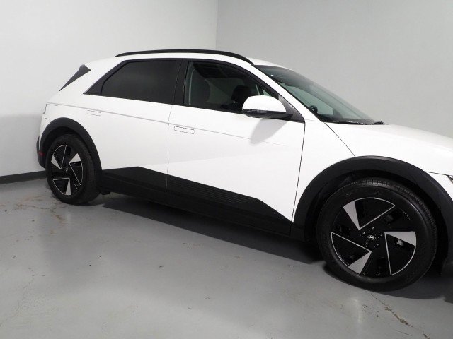Used 2025 Hyundai Ioniq 5 SEL RWD image 48