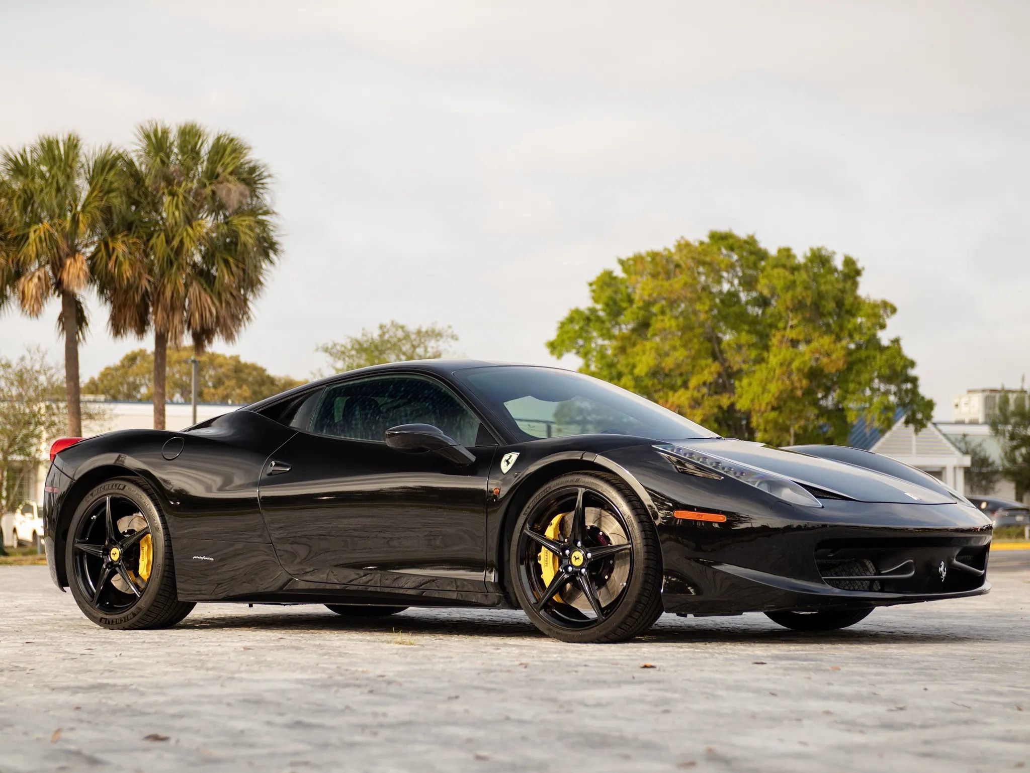 Used 2010 Ferrari 458 Italia Coupe image 3
