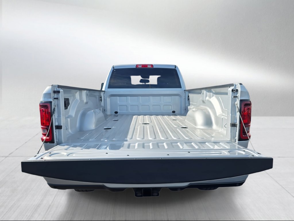 New 2026 RAM 3500 Big Horn AWD/4WD image 29