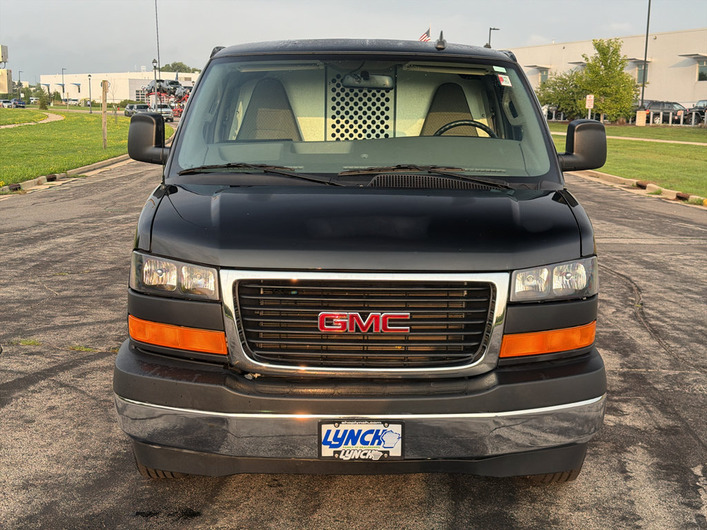 Used 2023 GMC Savana 3500 Extended w/ Driver Convenience Package RWD image 7