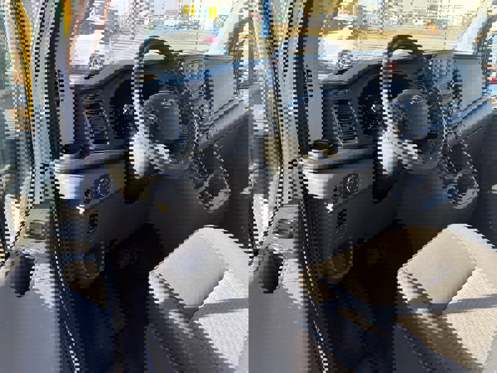 Used 2021 Ford Transit 350 XLT image 6