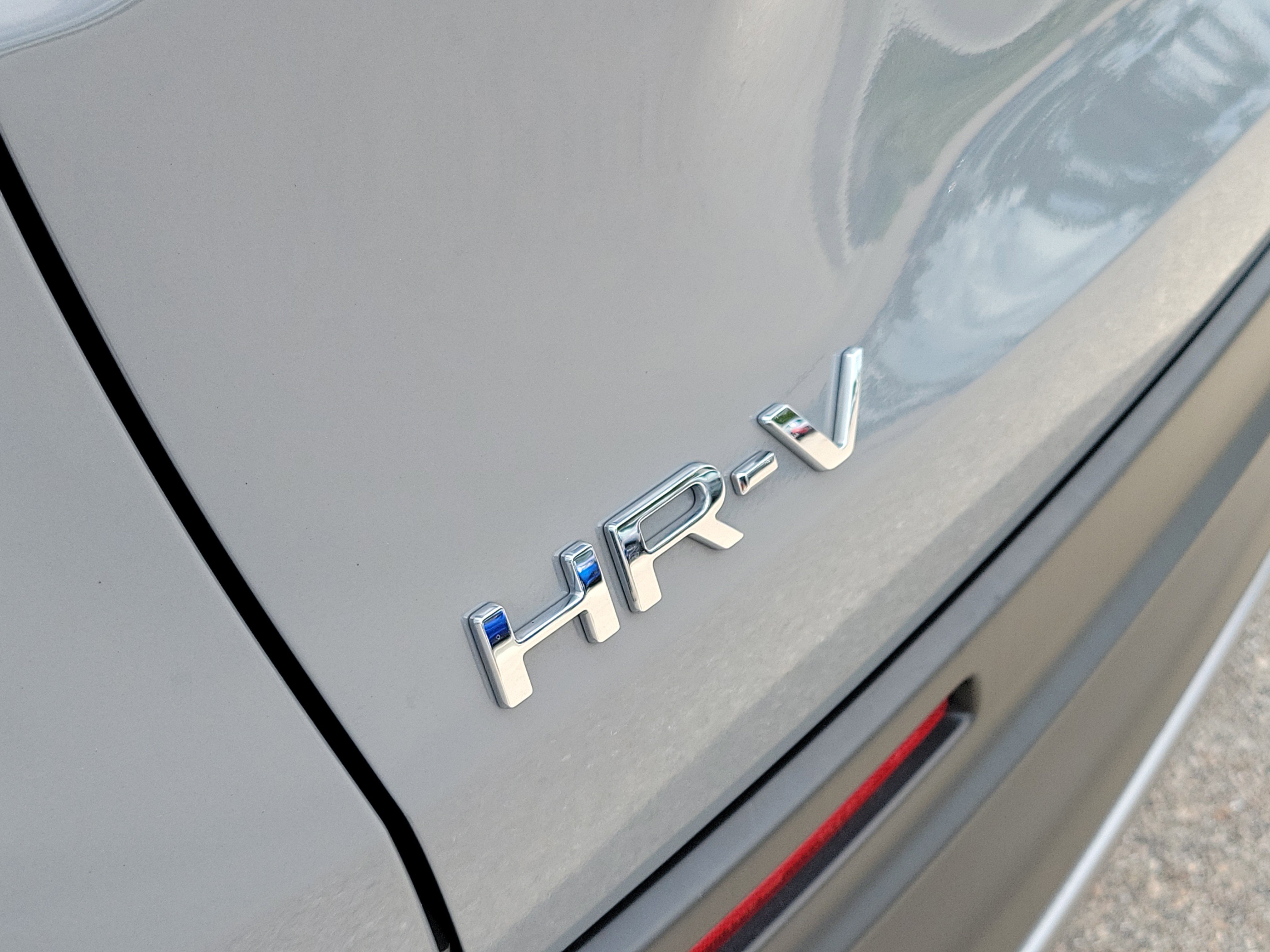 Used 2025 Honda HR-V Sport image 10