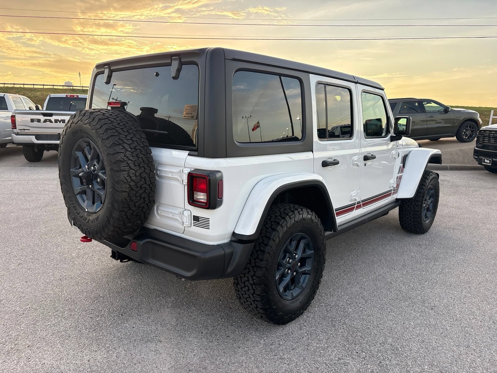 New 2026 Jeep Wrangler Unlimited Sport w/ Dual Top Group AWD/4WD image 6