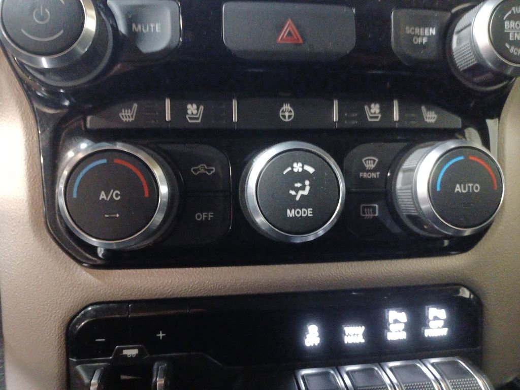 Used 2019 RAM 1500 Laramie image 16