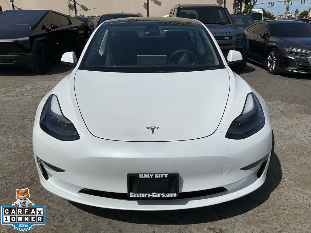 Used 2023 Tesla Model 3 Standard Range image 2
