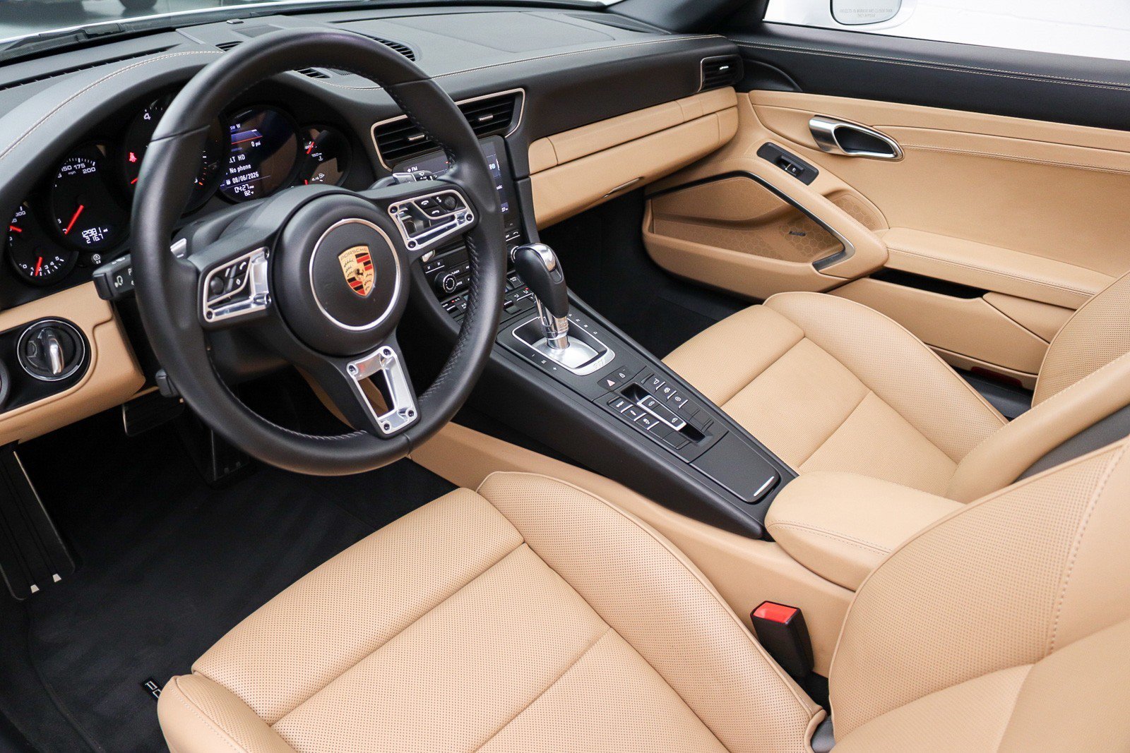 Used 2019 Porsche 911 Targa 4 AWD/4WD image 31