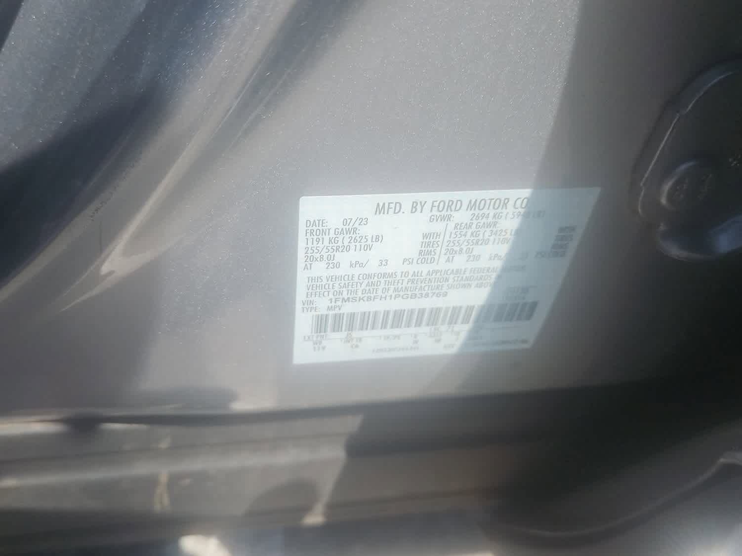 Used 2023 Ford Explorer Limited AWD/4WD image 22