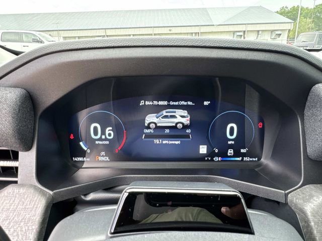 Used 2025 Ford Explorer Platinum w/ Ultimate Package image 28