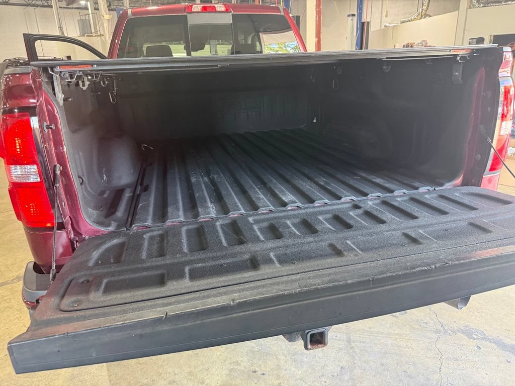 Used 2017 GMC Sierra 2500 Denali w/ Duramax Plus Package AWD/4WD image 36