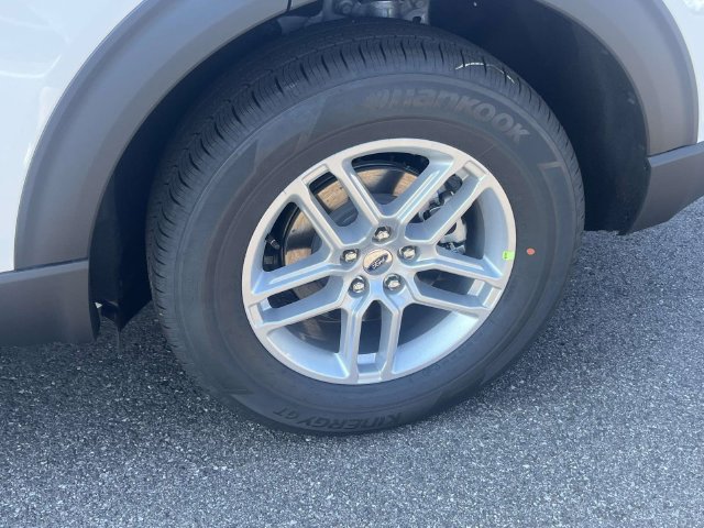 New 2027 Ford Explorer Active w/ Active Comfort Package RWD image 7