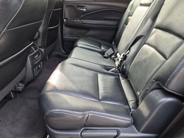 Used 2018 Honda Pilot Touring image 19
