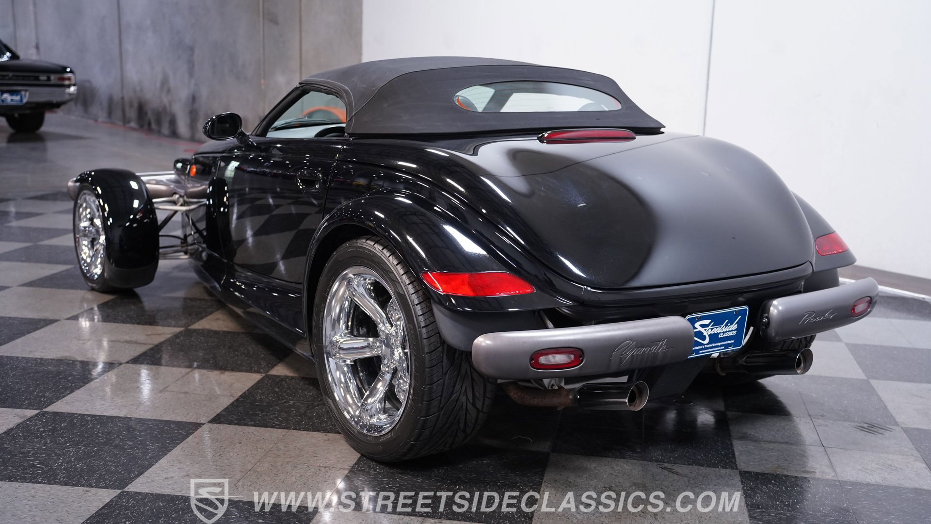 Used 1999 Plymouth Prowler RWD image 9