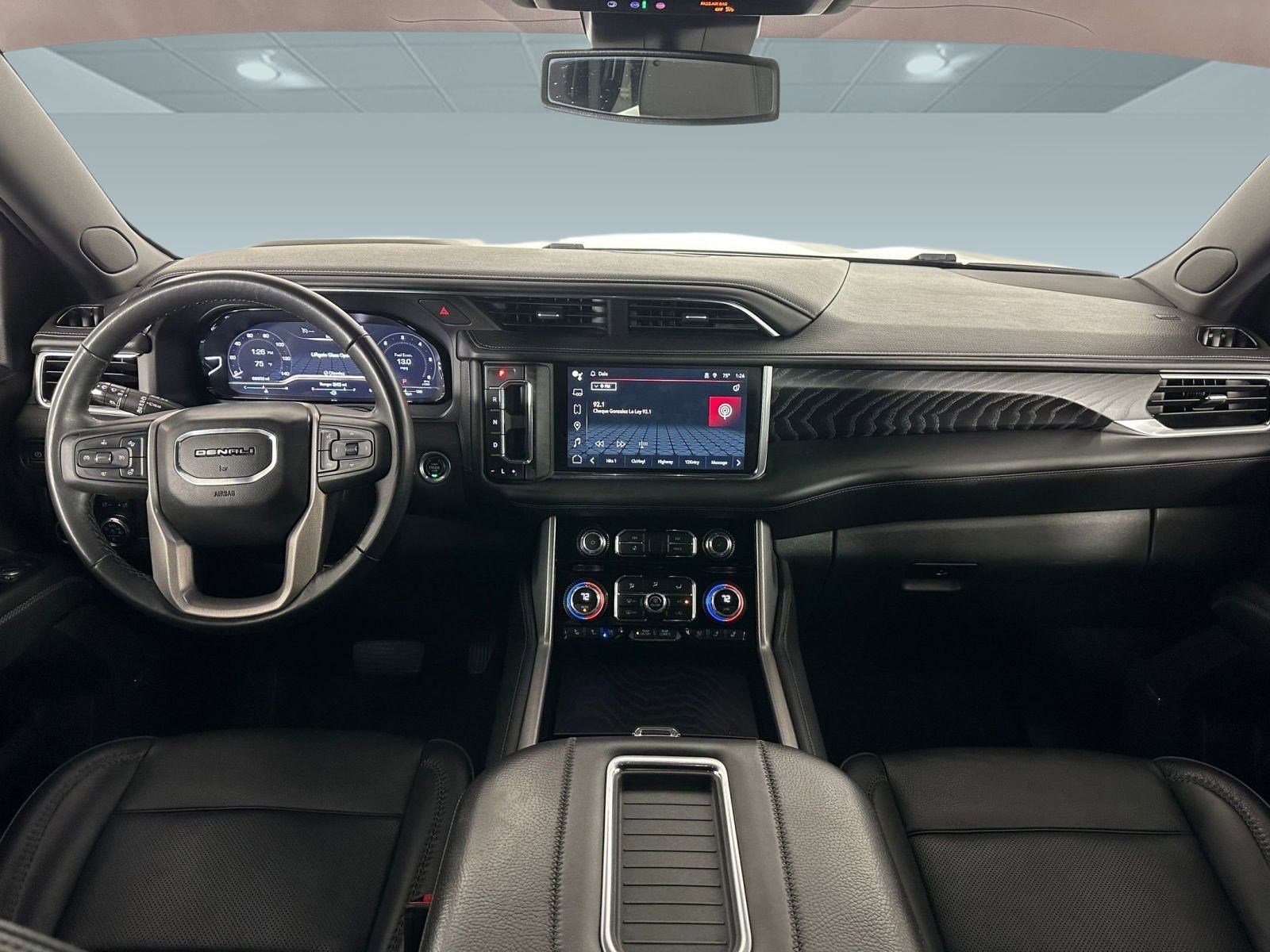 Used 2023 GMC Yukon Denali image 14