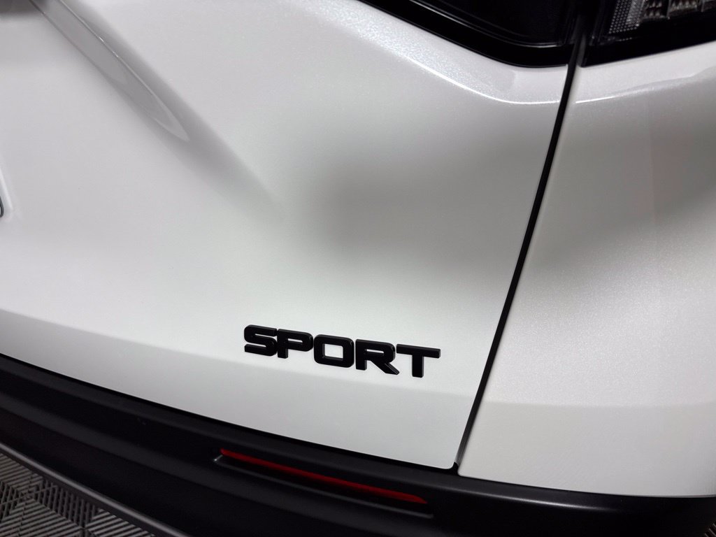 Used 2027 Honda HR-V Sport image 5