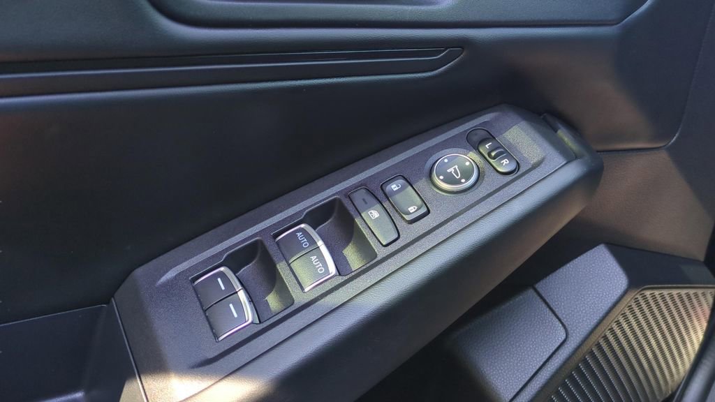 Used 2023 Honda Accord EX image 23