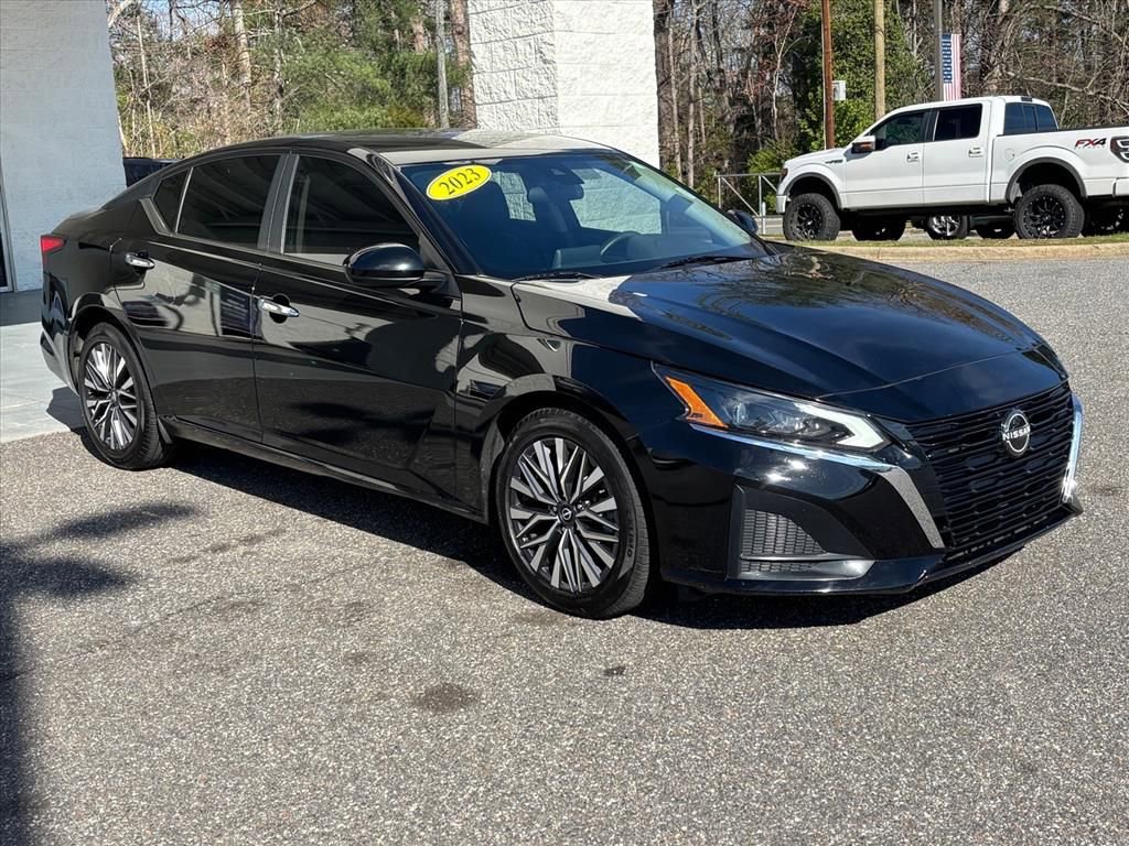 Used 2023 Nissan Altima 2.5 SV image 21