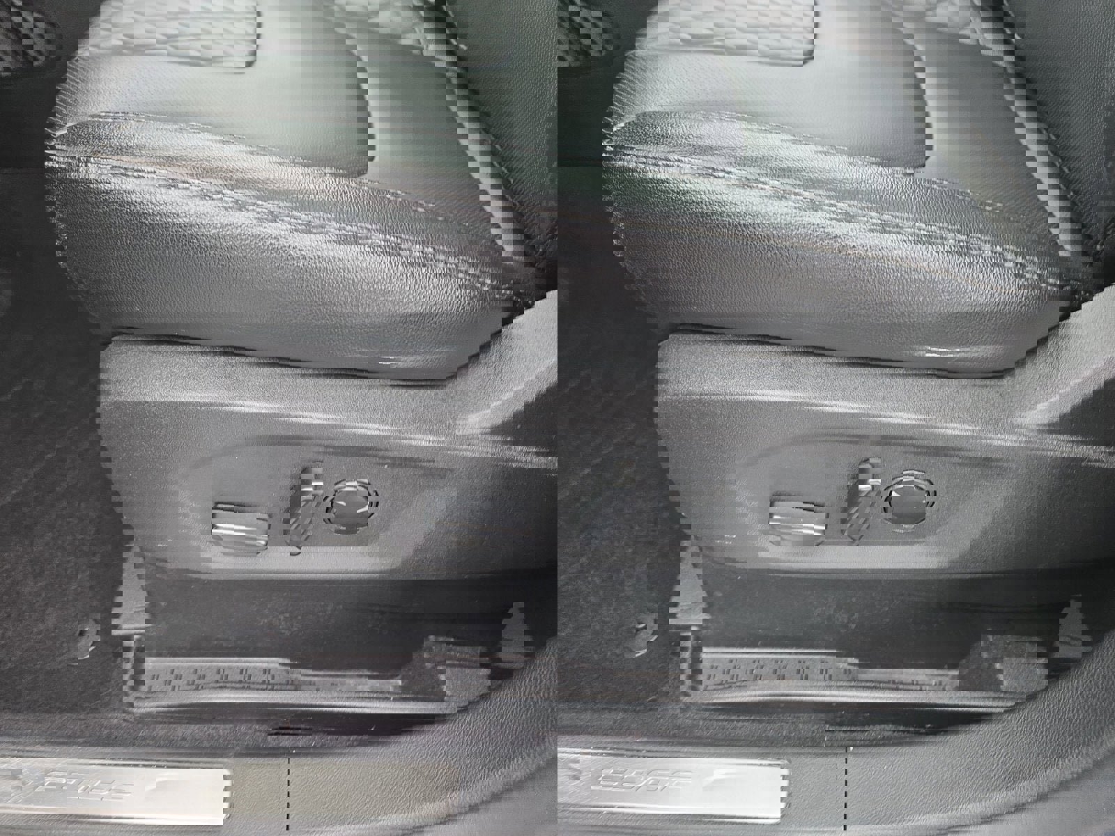 Certified 2024 Ford Edge Titanium w/ Equipment Group 301A image 12