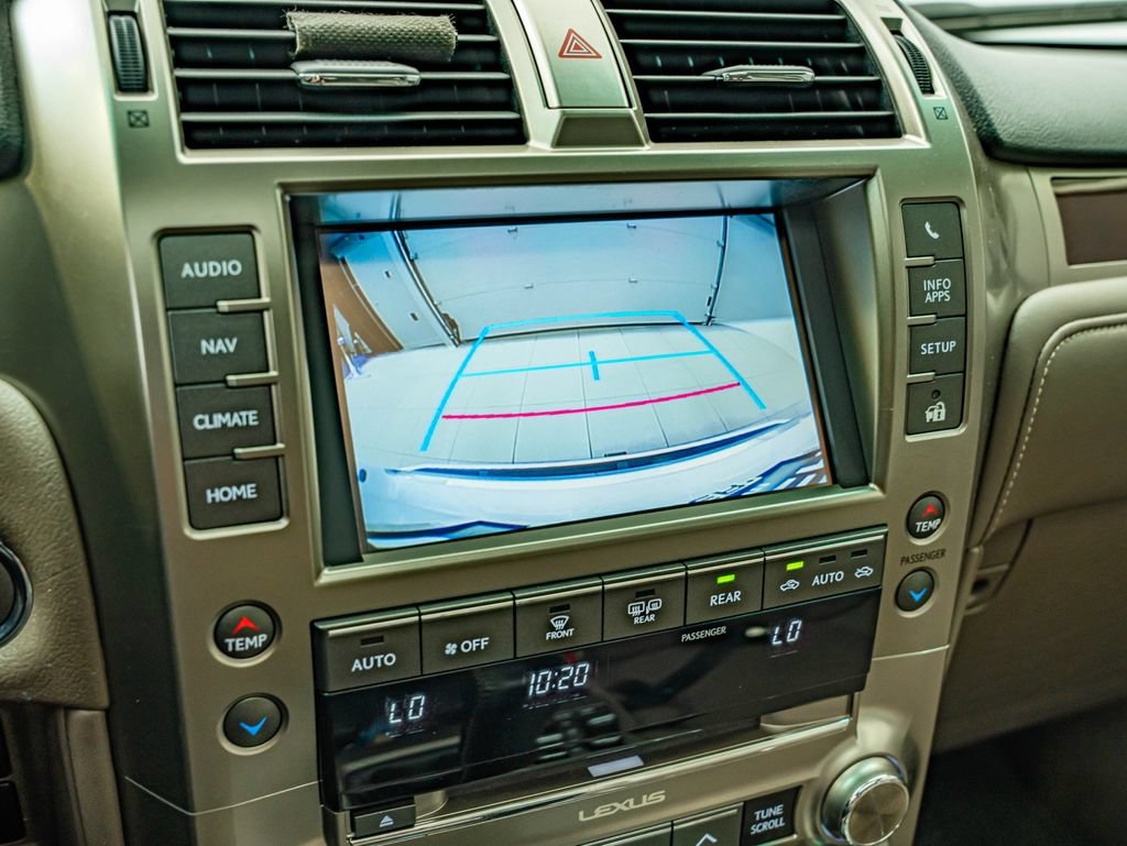 Used 2014 Lexus GX 460 w/ Premium Package AWD/4WD image 27