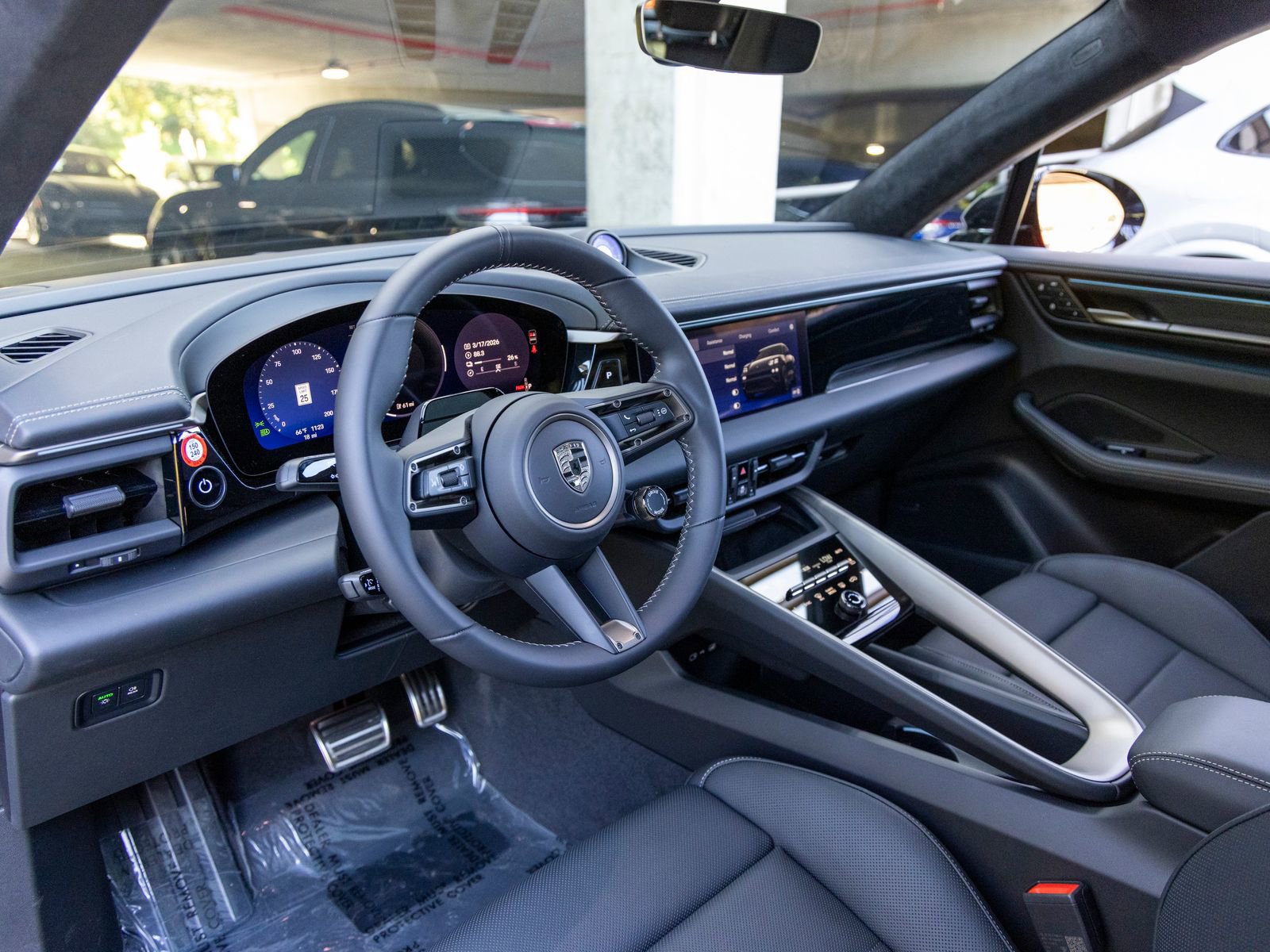 New 2026 Porsche Macan Turbo Electric image 4