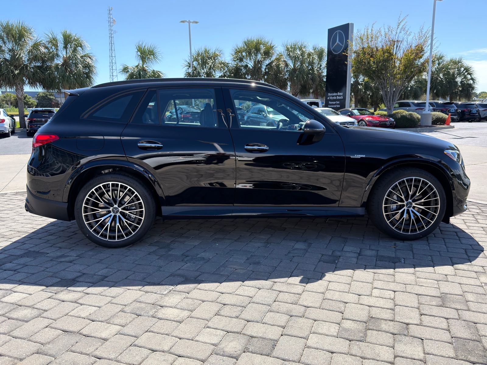 New 2026 Mercedes-Benz GLC 43 AMG 4MATIC image 8