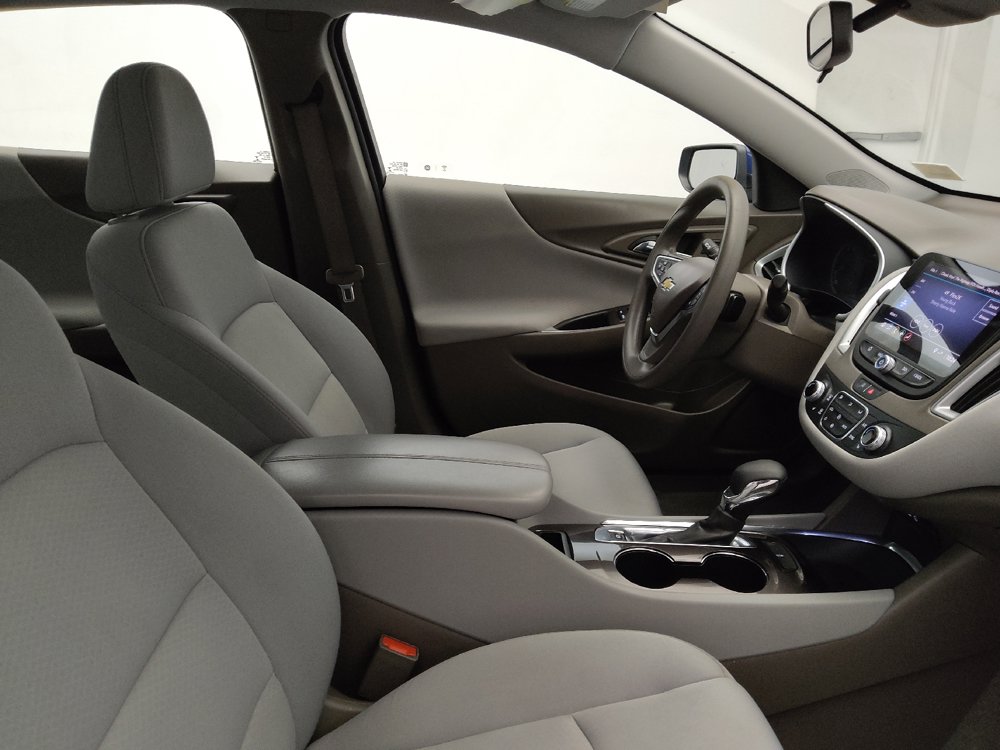 Used 2023 Chevrolet Malibu LT FWD image 21