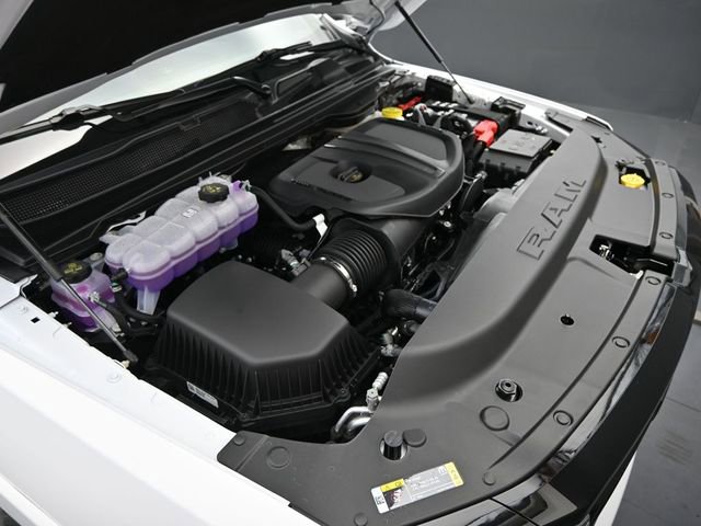 New 2026 RAM 1500 4x4 Crew Cab image 25