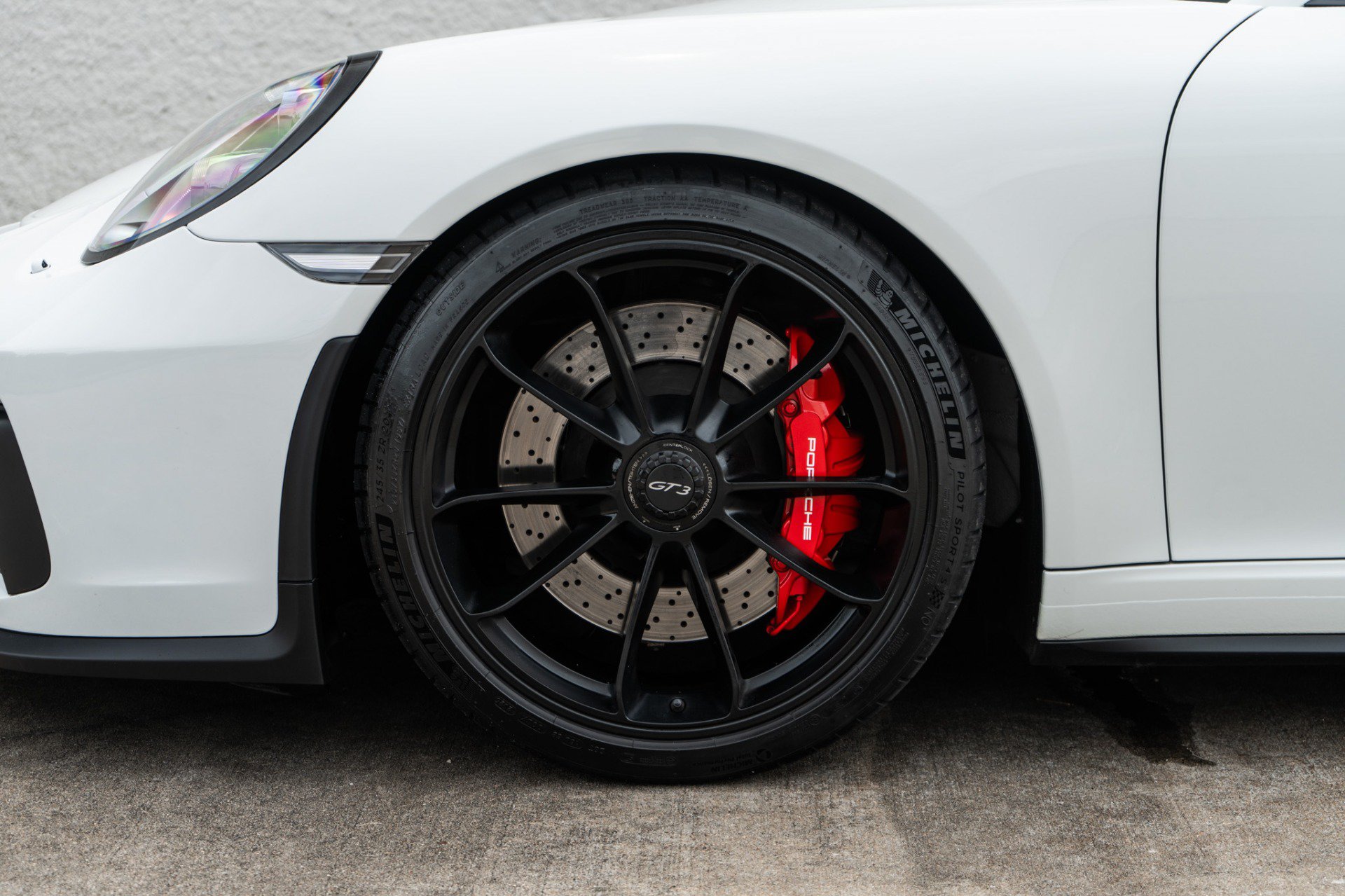 Used 2018 Porsche 911 GT3 RWD image 39