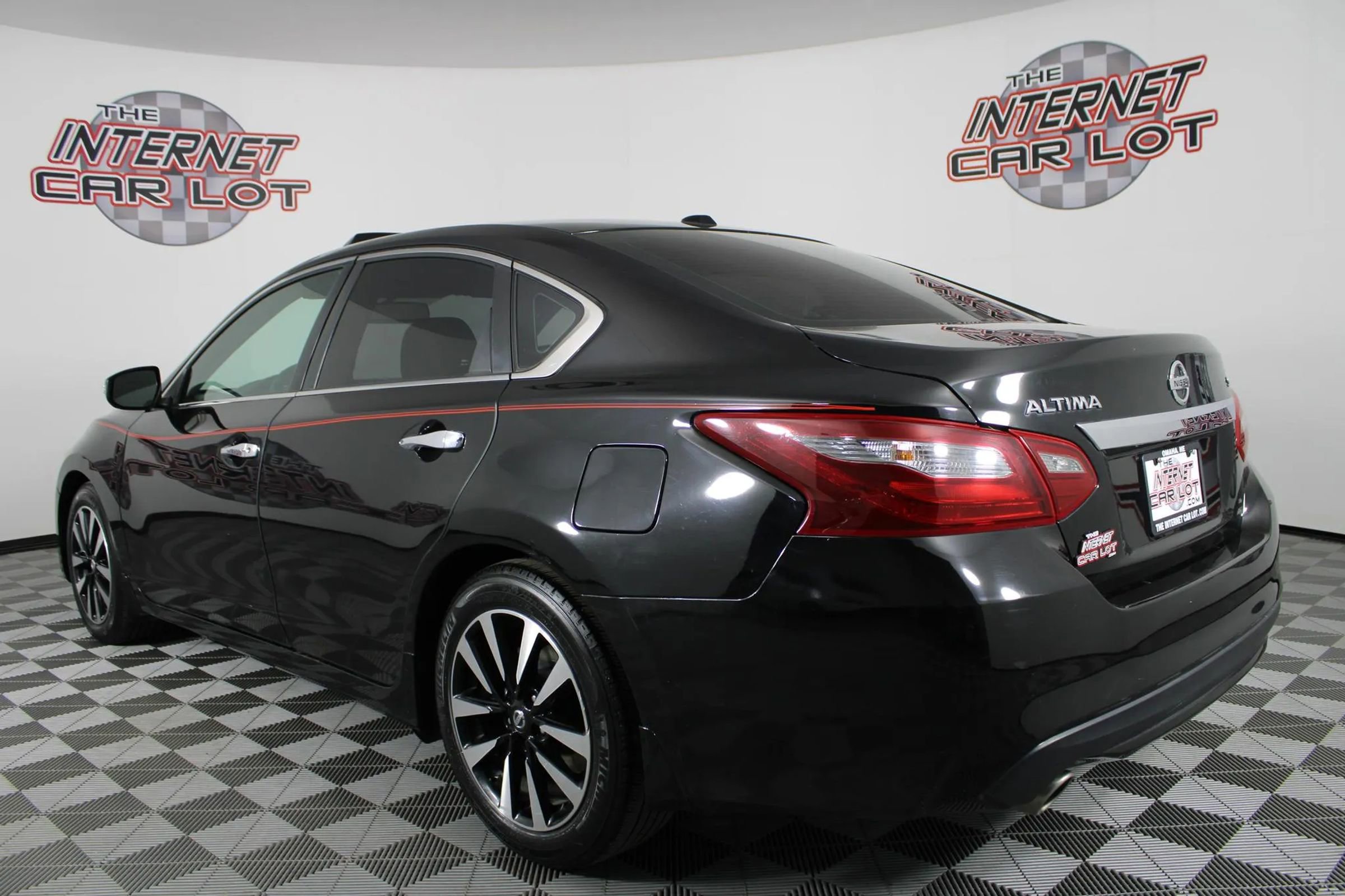 Used 2018 Nissan Altima 2.5 SL w/ 2.5 SL Technology Package image 5