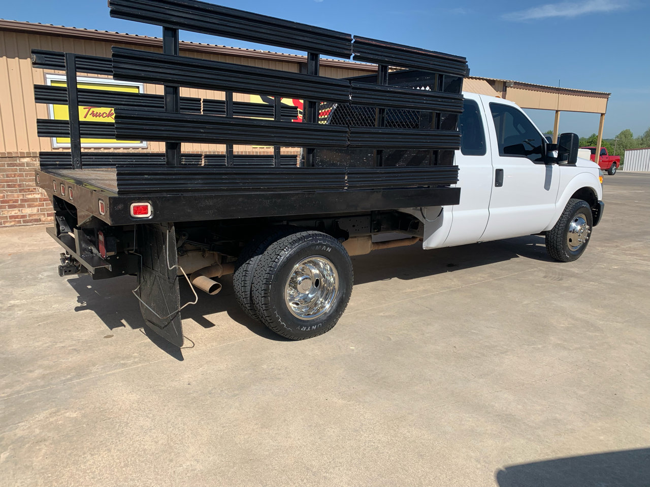 Used 2015 Ford F350 XL image 2