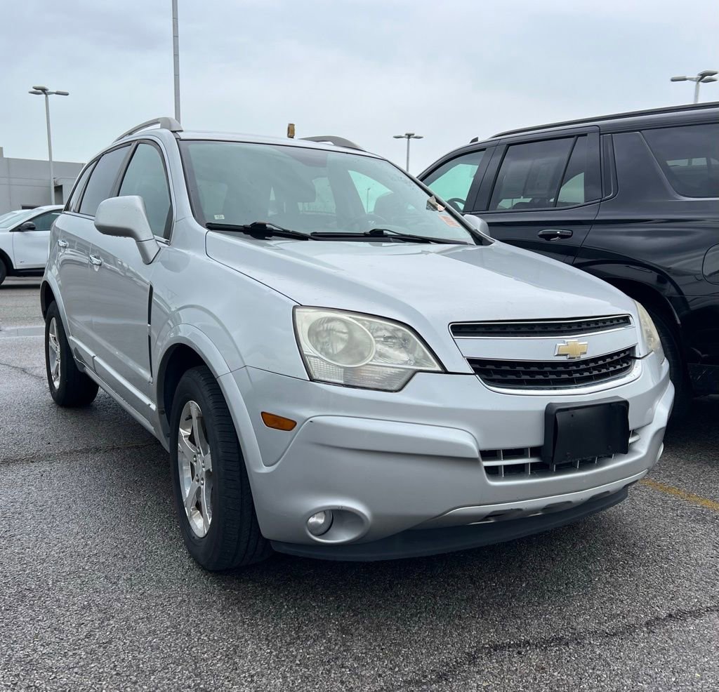 Used 2013 Chevrolet Captiva Sport LT FWD image 1