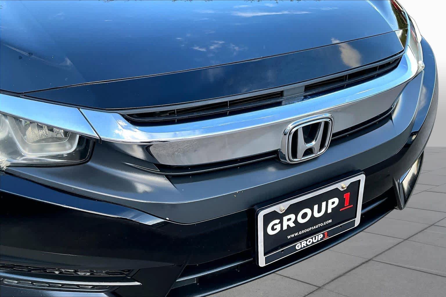 Used 2018 Honda Civic EX image 30
