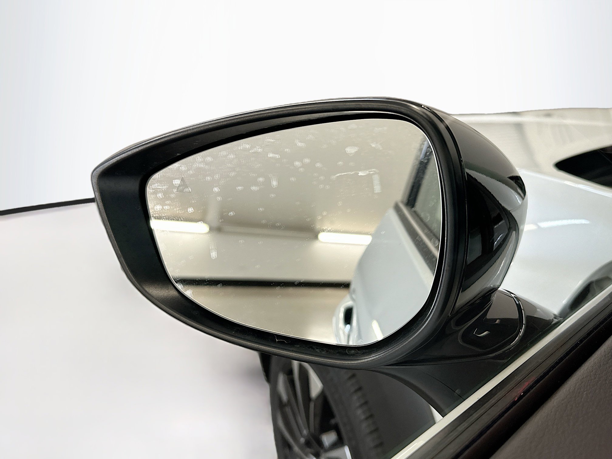 Used 2025 MAZDA CX-50 2.5 Hybrid w/ Premium Plus Pkg image 16