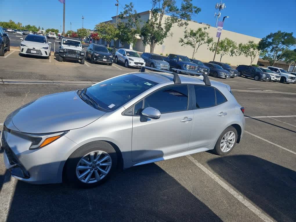 Used 2023 Toyota Corolla SE FWD image 4