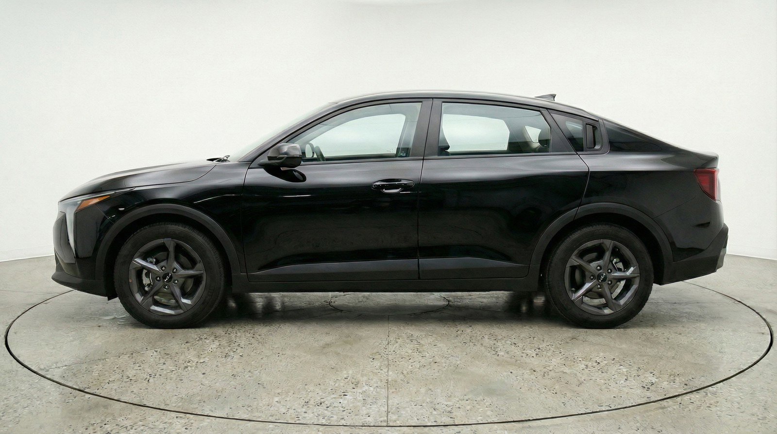 Used 2025 Kia K4 LXS image 5