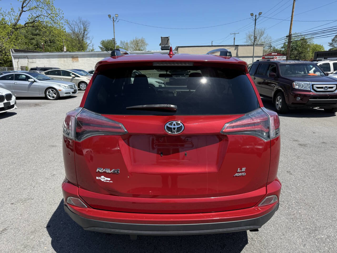 Used 2016 Toyota RAV4 LE AWD/4WD image 30
