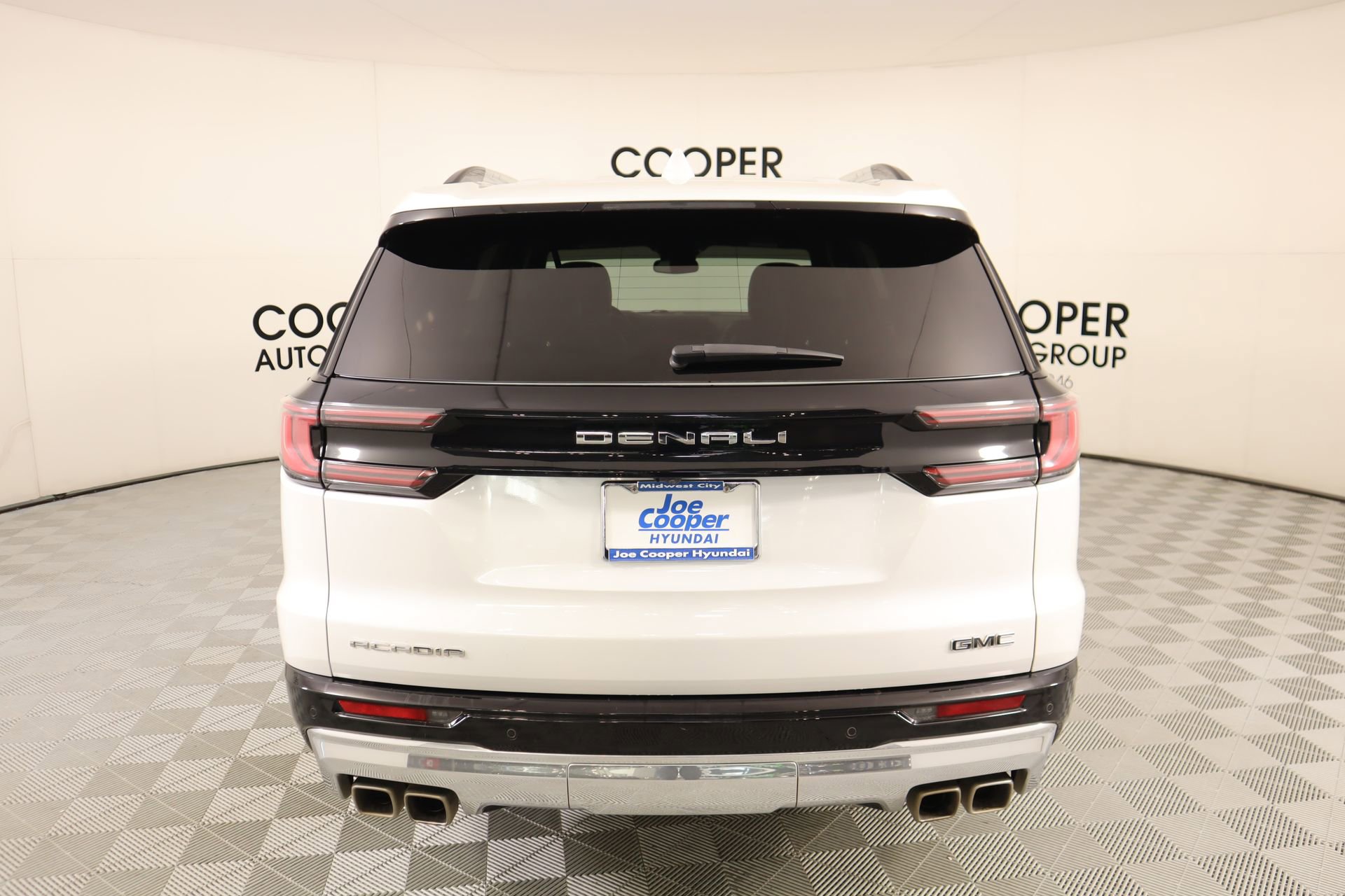 Used 2025 GMC Acadia Denali w/ LPO, Floor Liner Package image 21