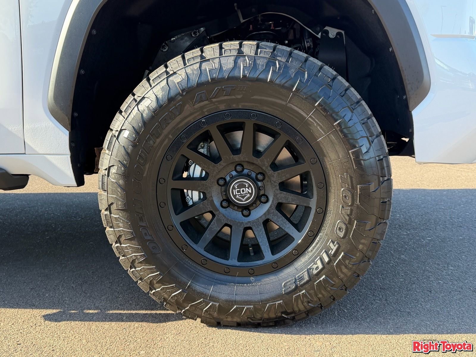 New 2026 Toyota Tundra SR5 AWD/4WD image 10