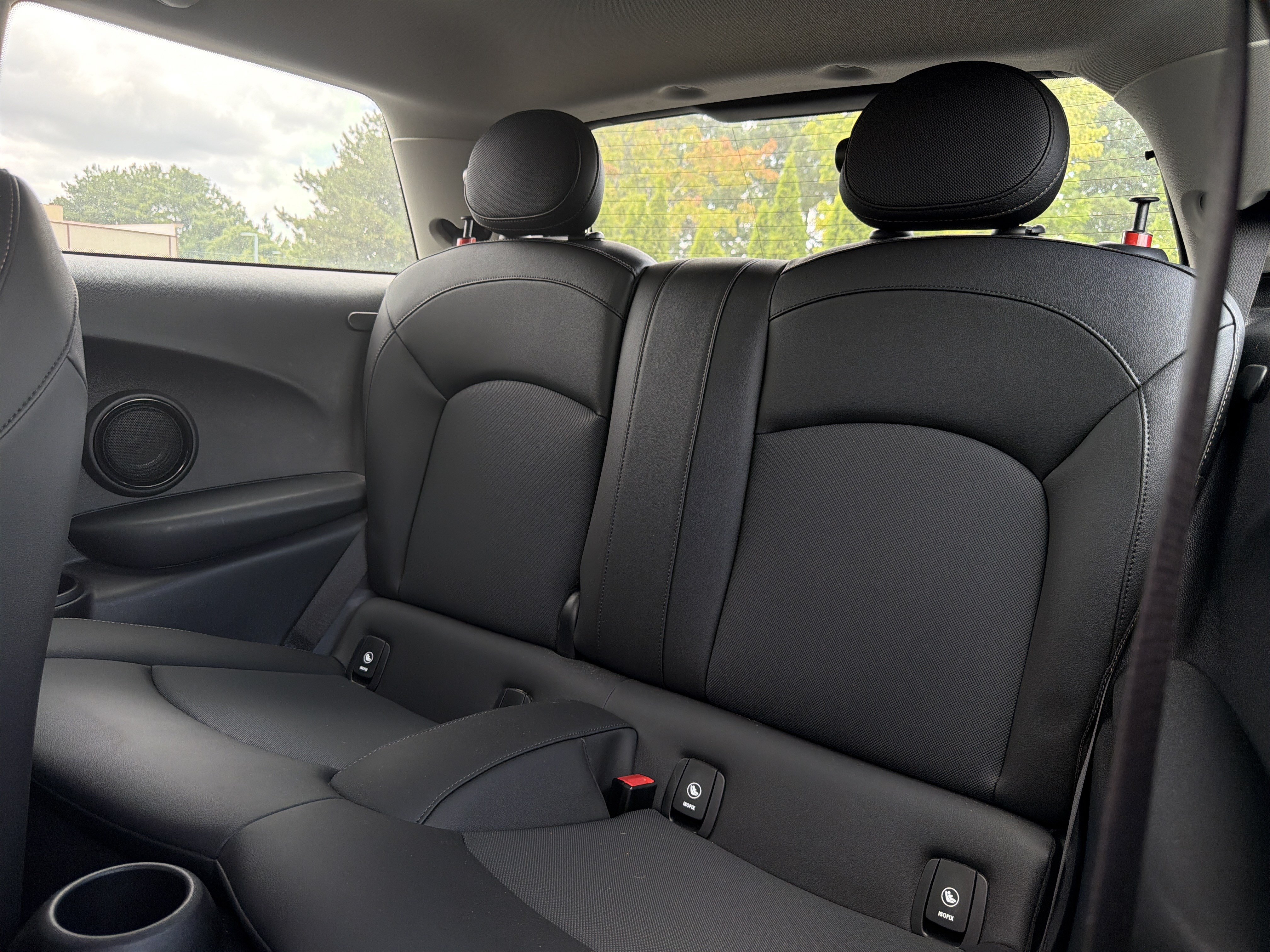 Used 2023 MINI Cooper SE FWD image 8