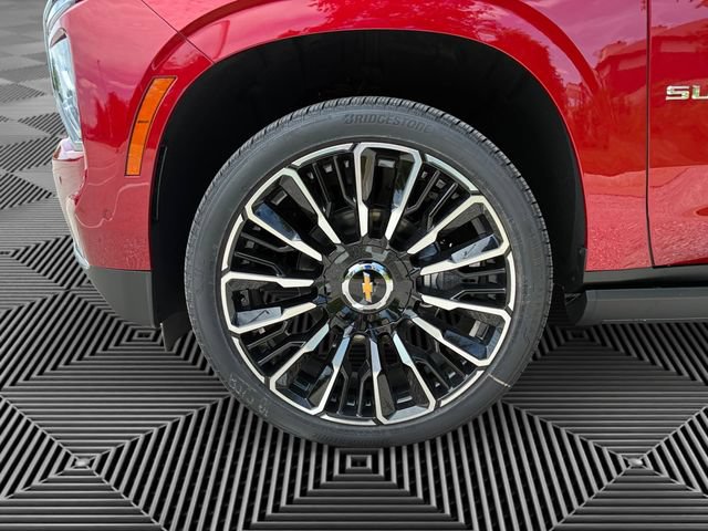 New 2026 Chevrolet Suburban High Country AWD/4WD image 9