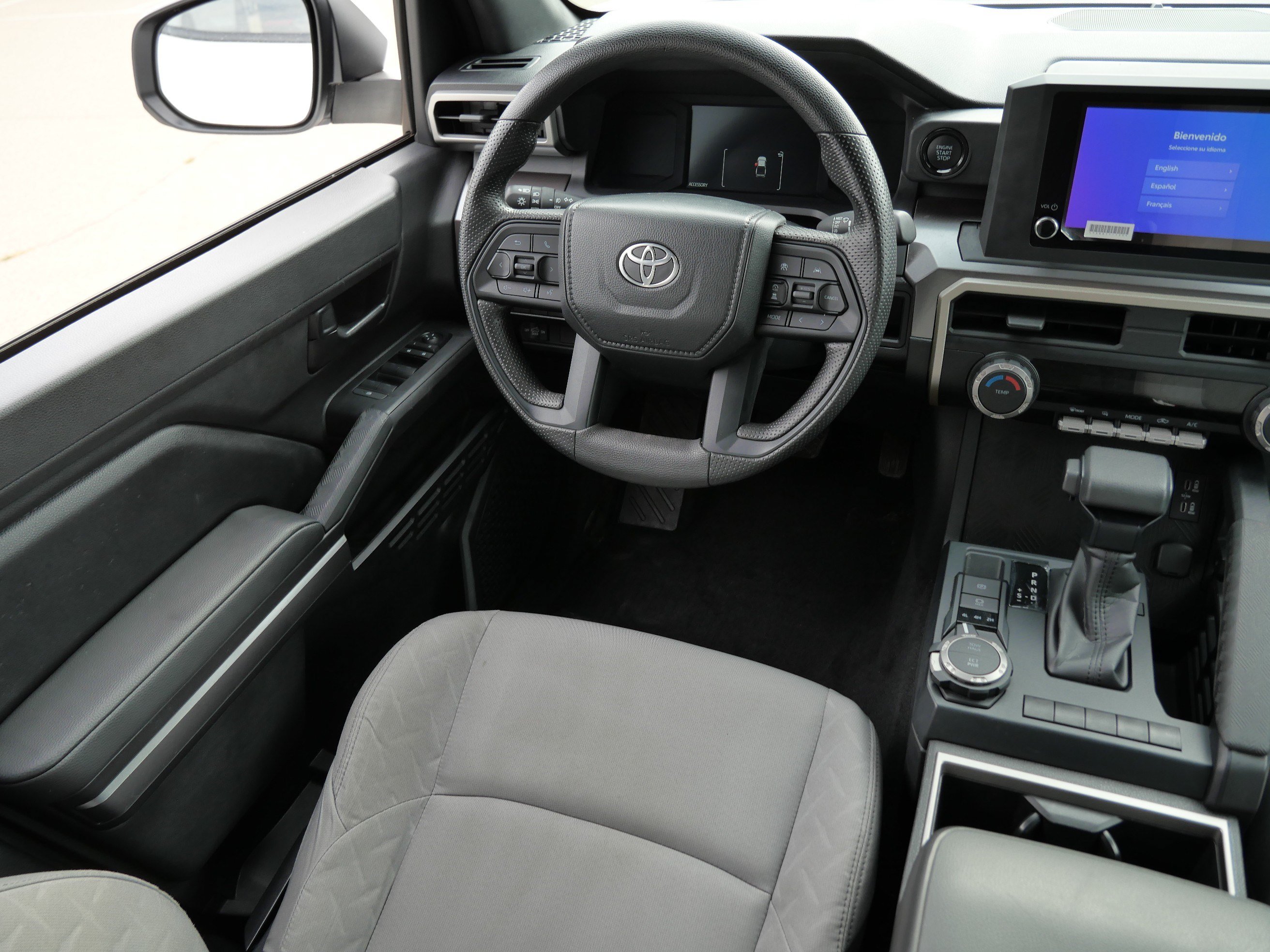 Certified 2024 Toyota Tacoma SR5 AWD/4WD image 10