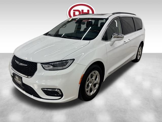 Used 2022 Chrysler Pacifica Limited image 11