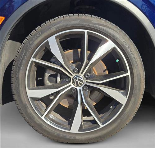Used 2024 Volkswagen Tiguan SEL R-Line image 24