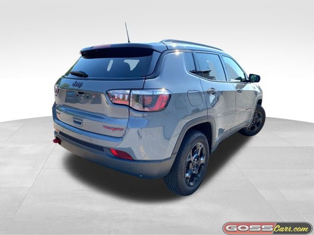 Certified 2024 Jeep Compass Trailhawk AWD/4WD image 3