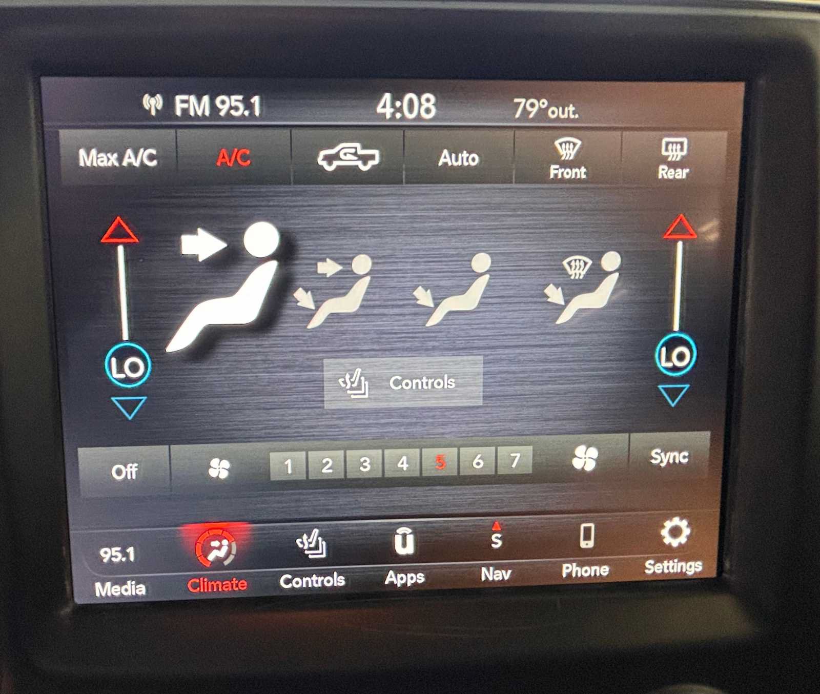 Used 2021 RAM 1500 Warlock AWD/4WD image 26